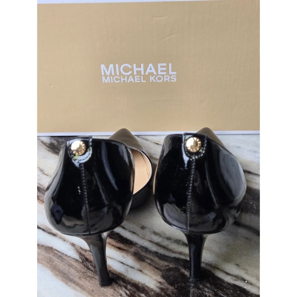 Michael Kors like new